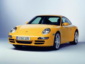 Porsche 911 Carrera 2005 года